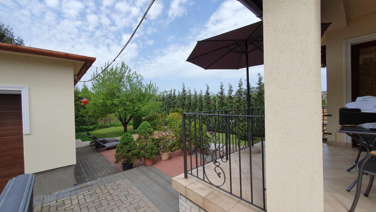 Villa Maria Apartman มิชโคลซ์ ภายนอก รูปภาพ