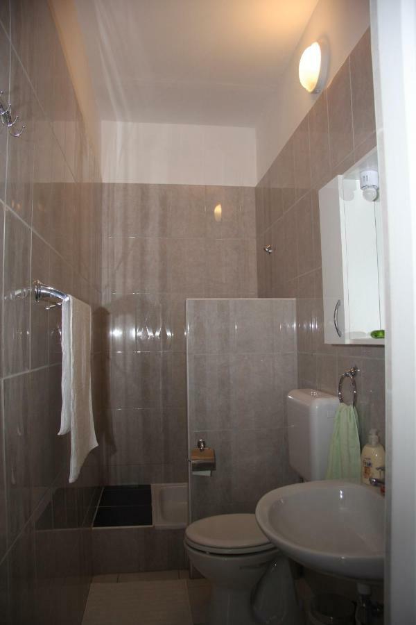 Villa Maria Apartman มิชโคลซ์ ภายนอก รูปภาพ